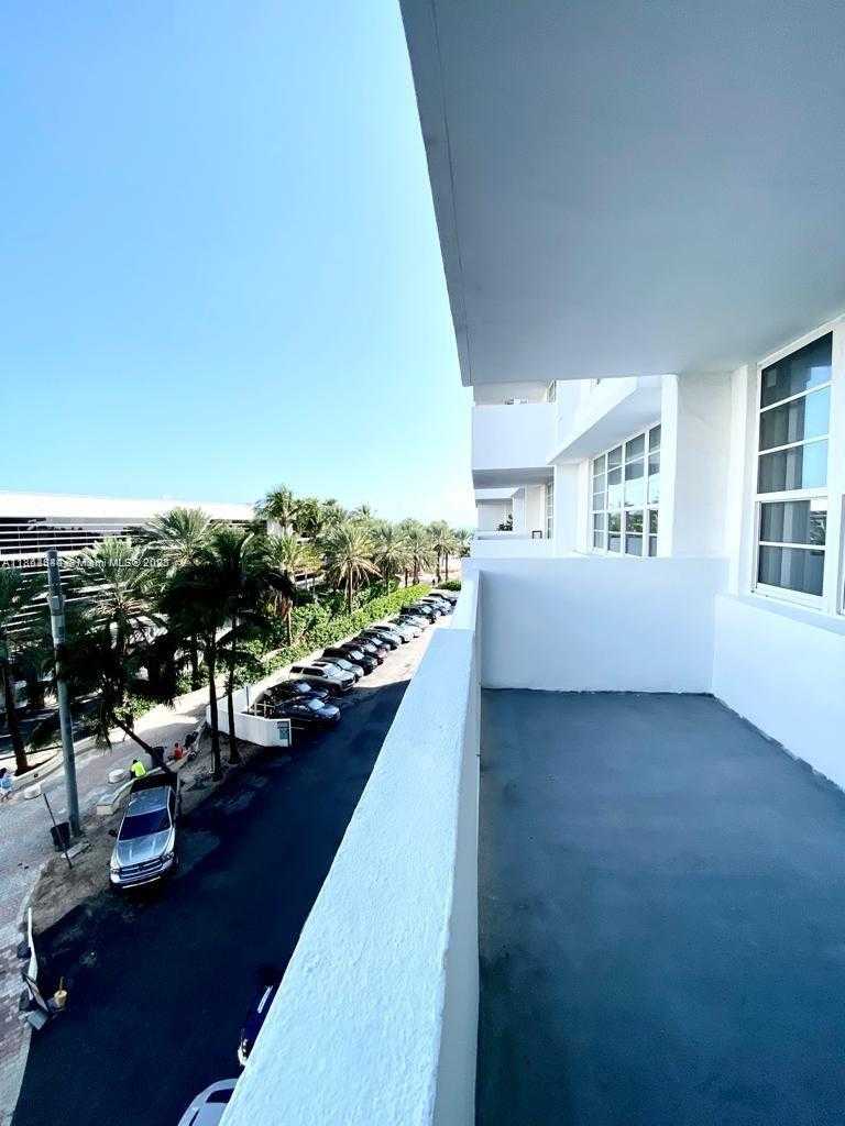 Small Image of 100 LINCOLN RD #437, Miami Beach Number 12
