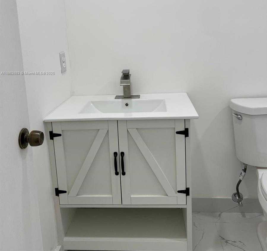 Small Image of 10592 ROYAL PALM BLVD #10592, Coral Springs Number 18