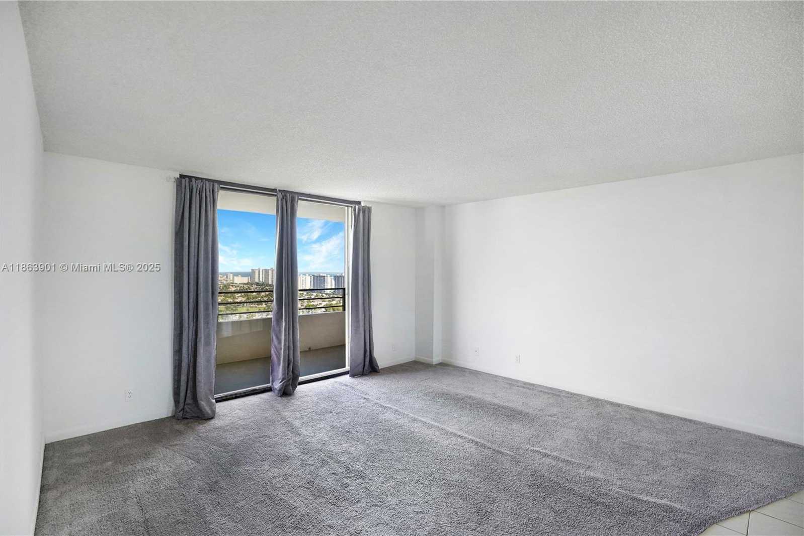 Small Image of 2500 PARKVIEW DR #2408, Hallandale Beach Number 10