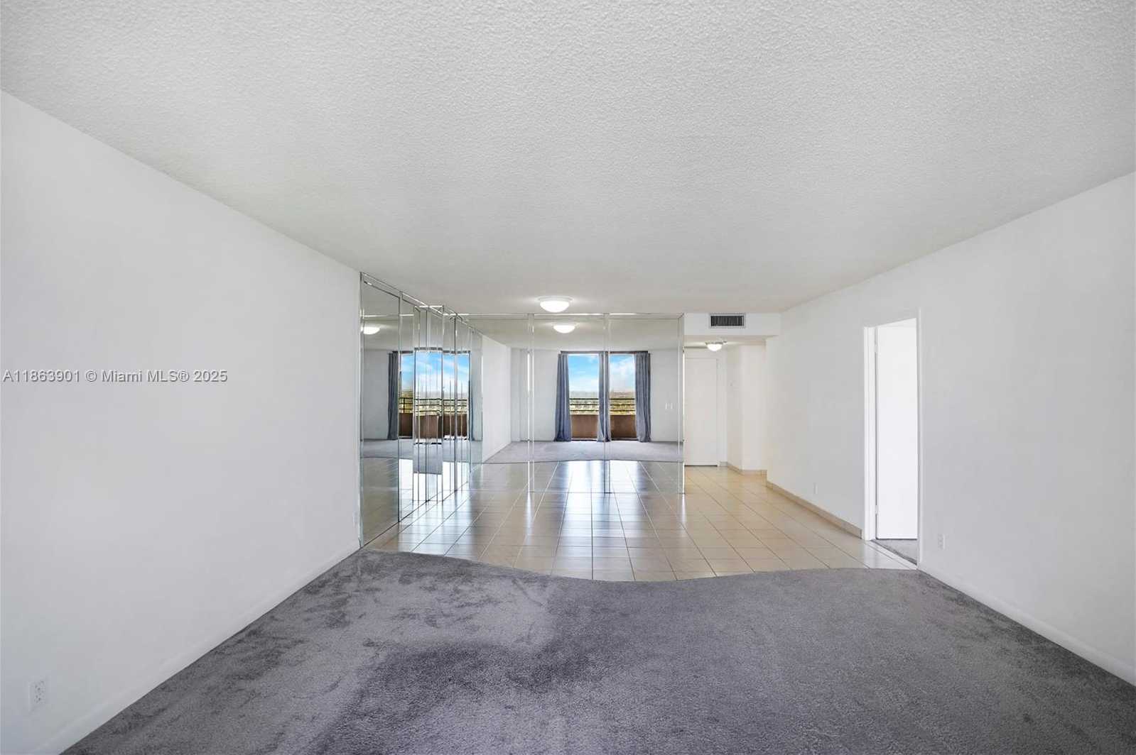 Small Image of 2500 PARKVIEW DR #2408, Hallandale Beach Number 13