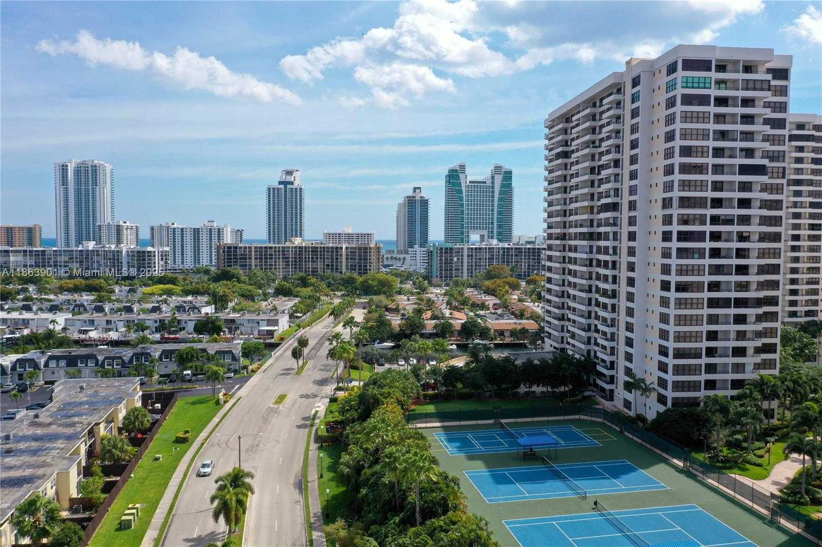 Small Image of 2500 PARKVIEW DR #2408, Hallandale Beach Number 43