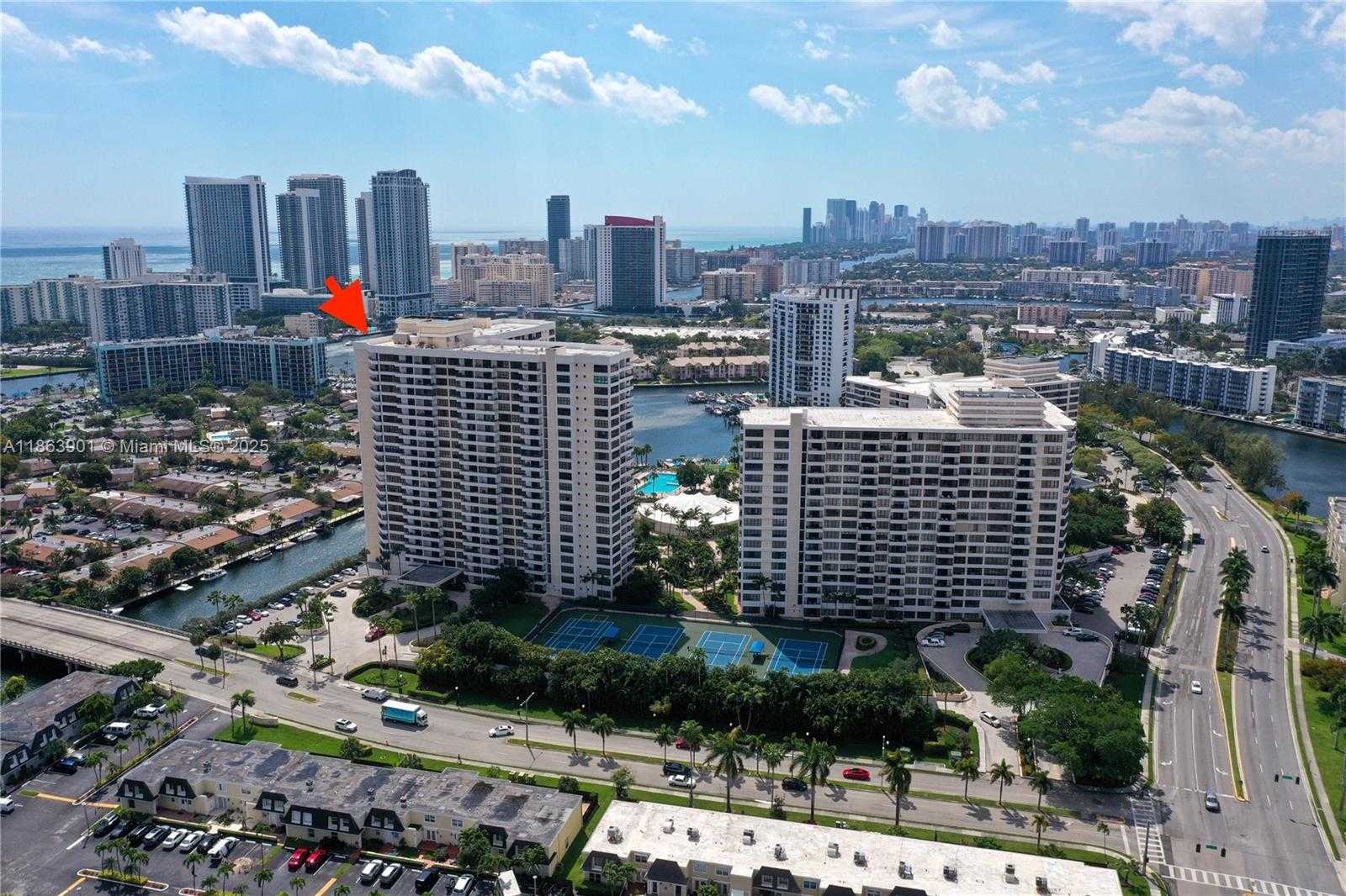 Small Image of 2500 PARKVIEW DR #2408, Hallandale Beach Number 44