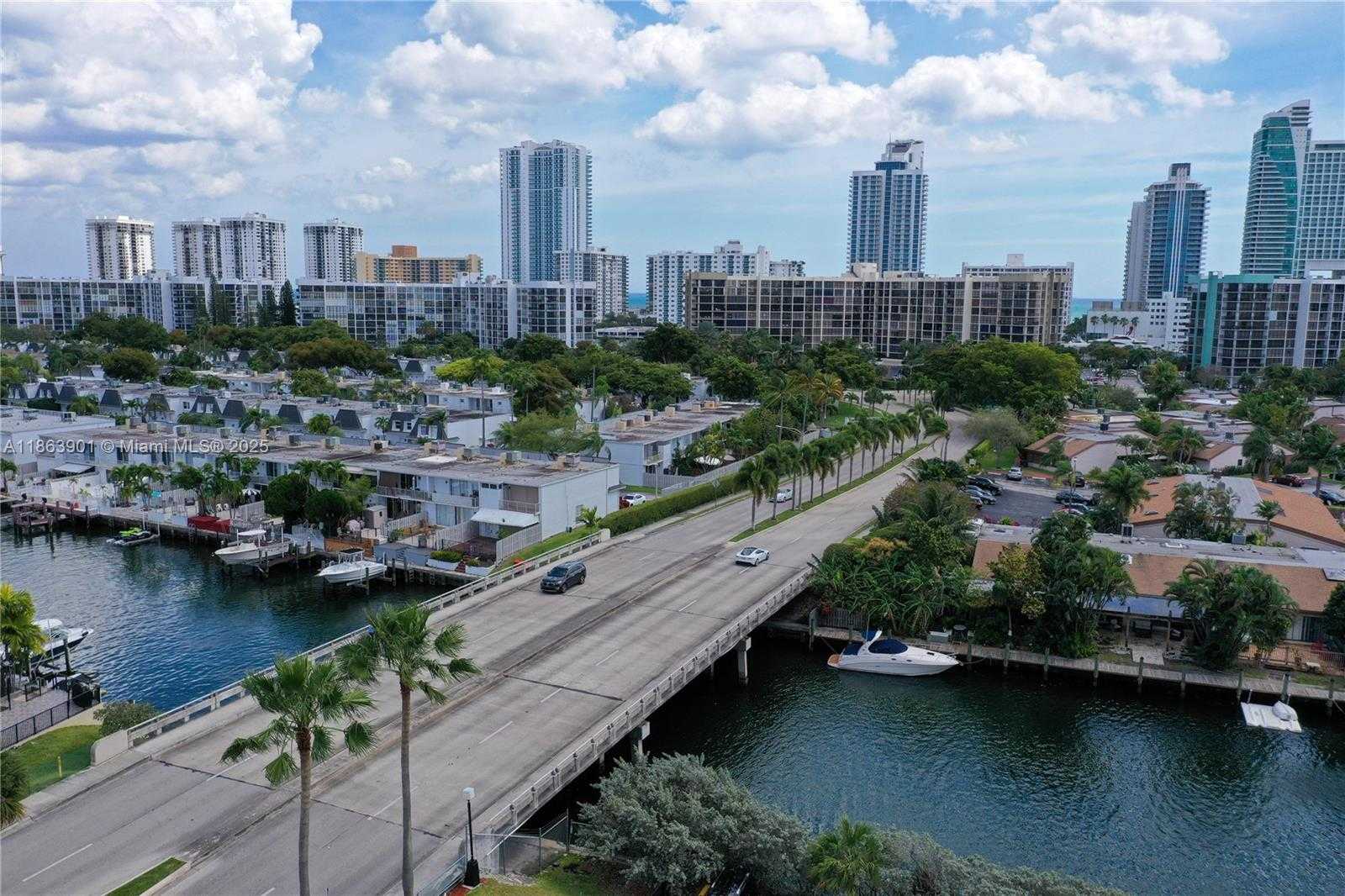 Small Image of 2500 PARKVIEW DR #2408, Hallandale Beach Number 47