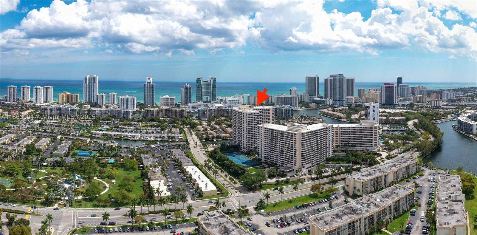 Small Image of 2500 PARKVIEW DR #2408, Hallandale Beach Number 48