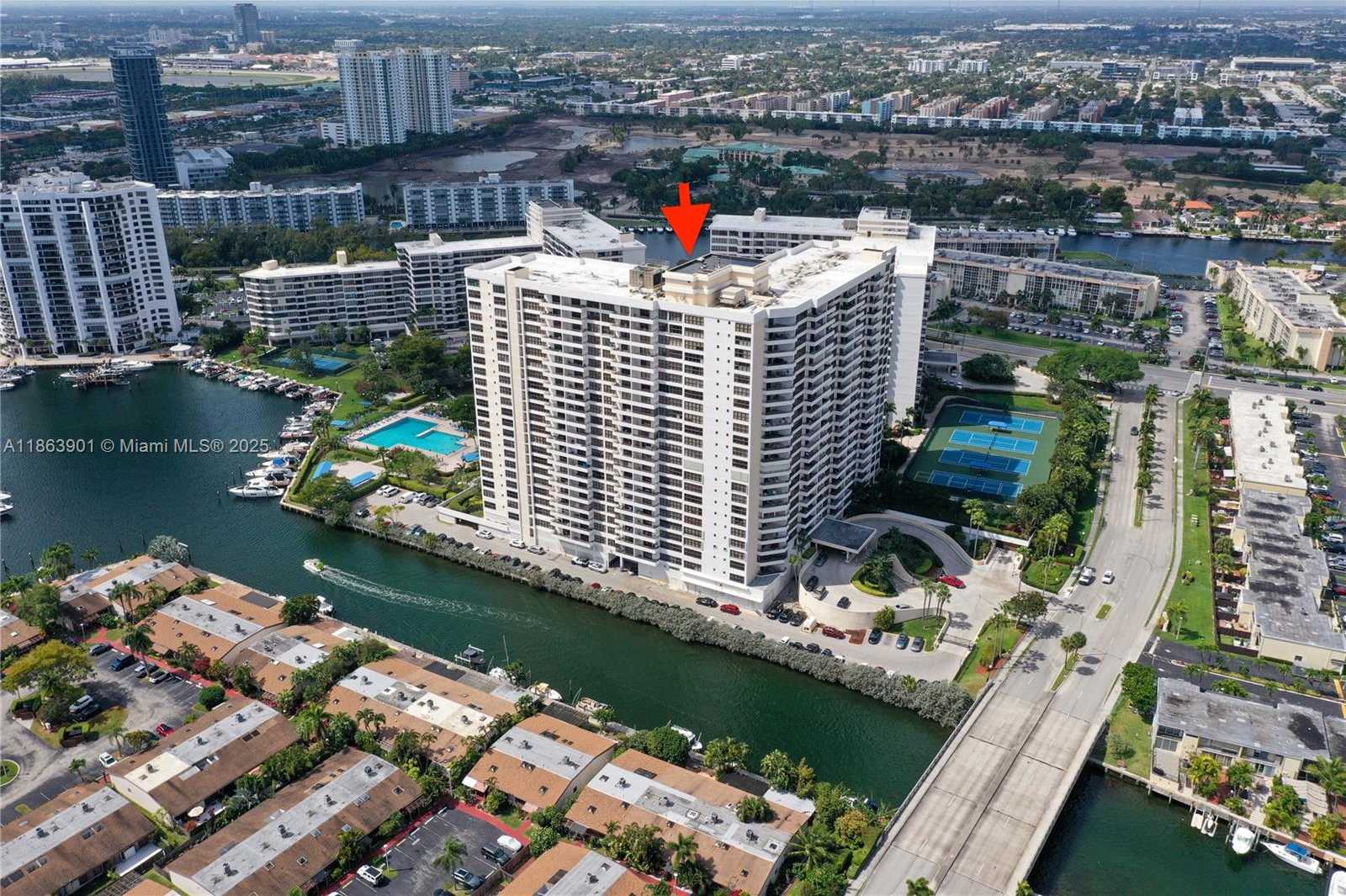 Small Image of 2500 PARKVIEW DR #2408, Hallandale Beach Number 50