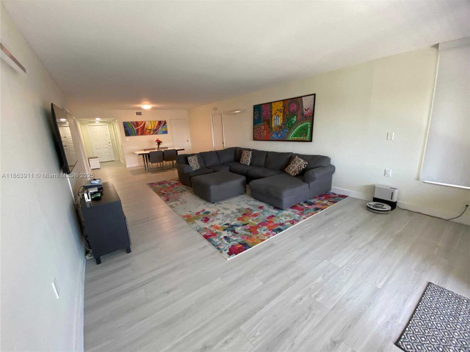 Small Image of 804 CYPRESS BLVD #407, Pompano Beach Number 10