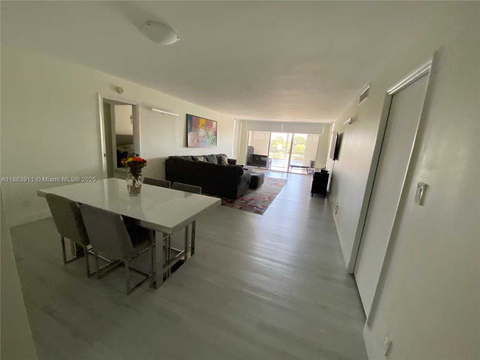 Small Image of 804 CYPRESS BLVD #407, Pompano Beach Number 9