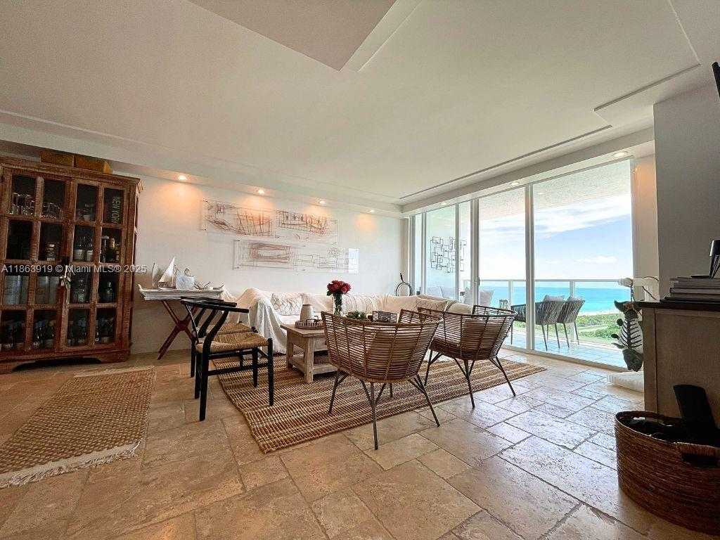 Small Image of 100 BAYVIEW DR #1924, Sunny Isles Beach Number 3