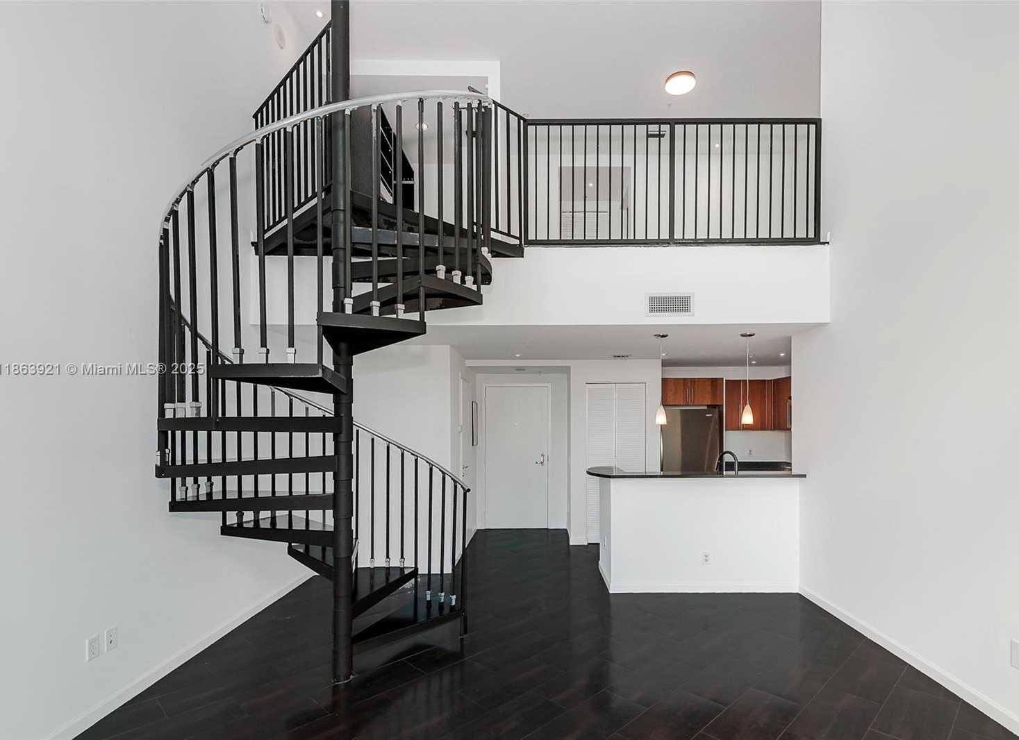 Small Image of 300 SOUTH BISCAYNE BLVD #Loft 826, Miami Number 40