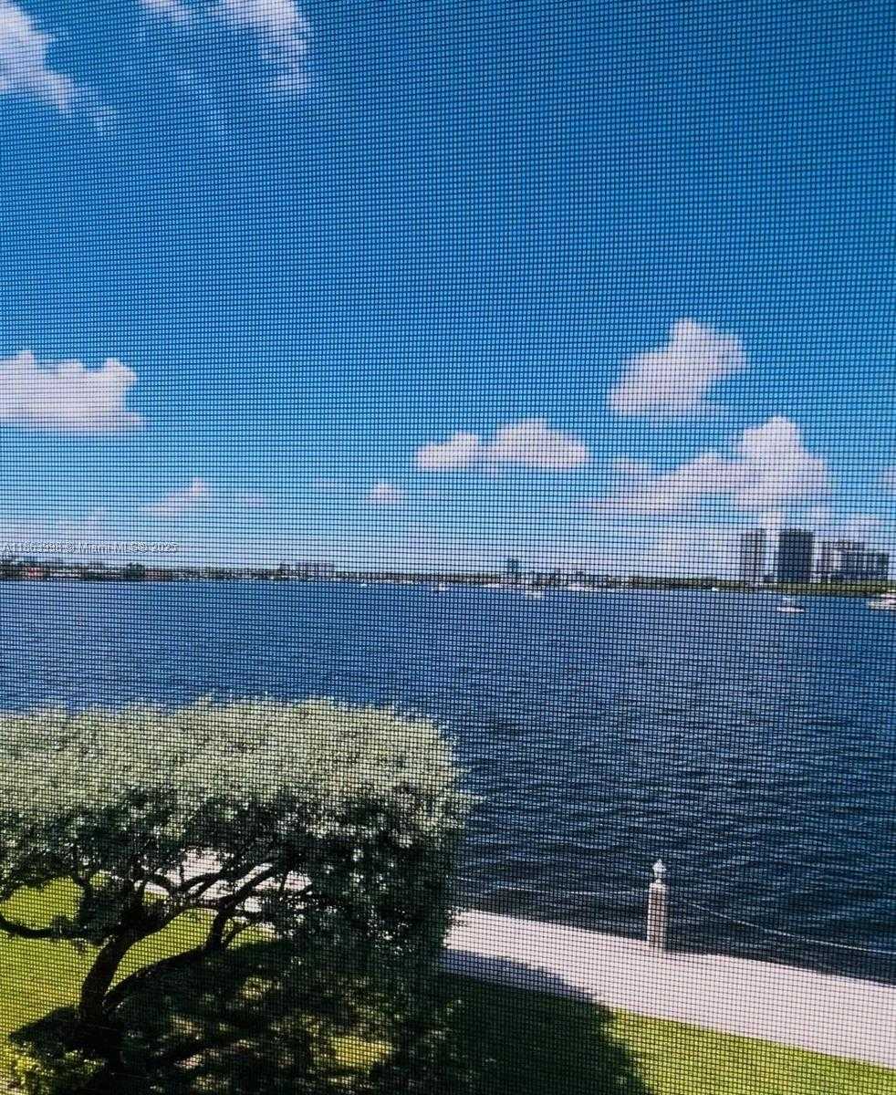 Small Image of 3000 MARCOS DR #P311, Aventura Number 3