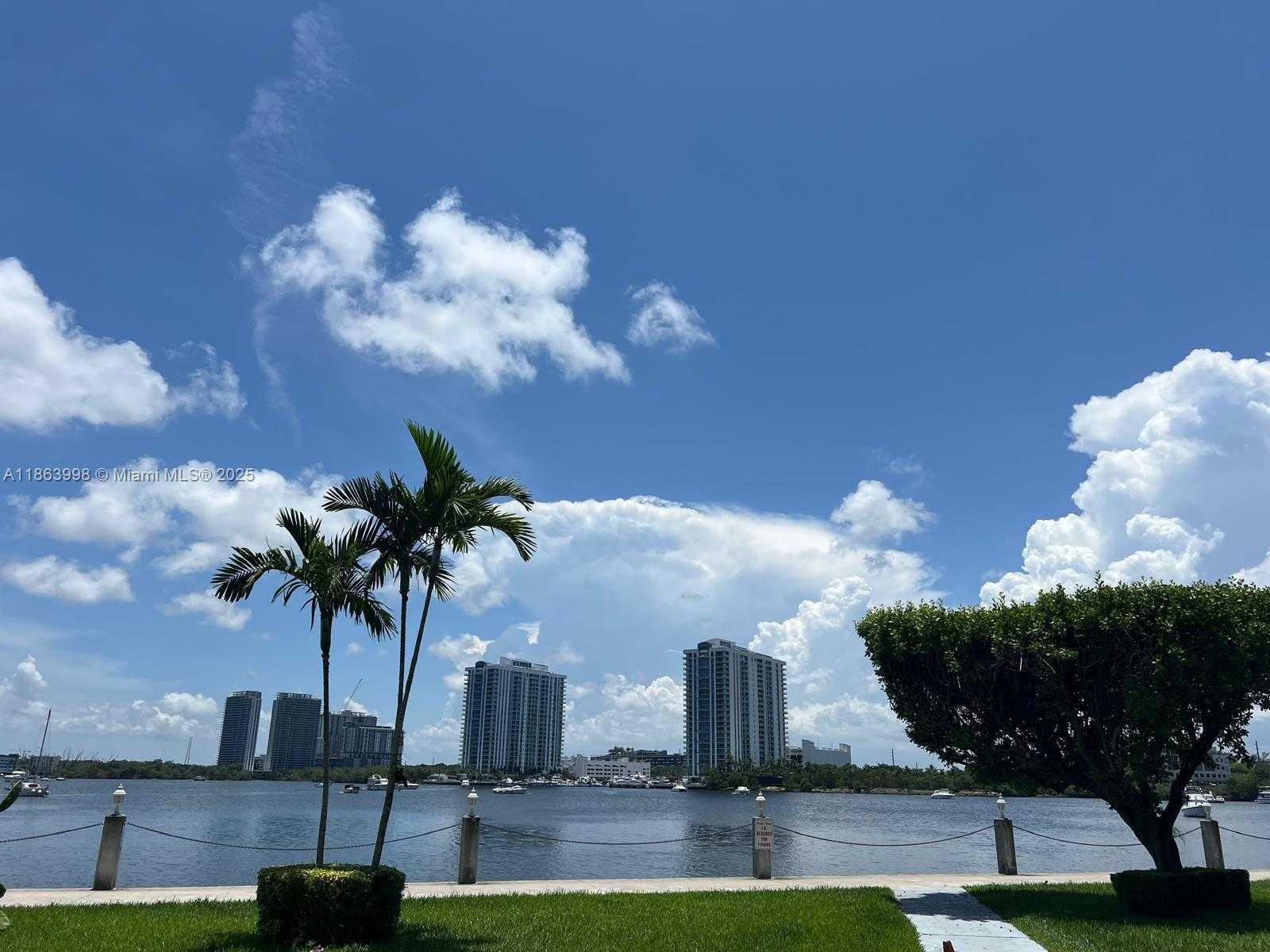Small Image of 3000 MARCOS DR #P311, Aventura Number 8