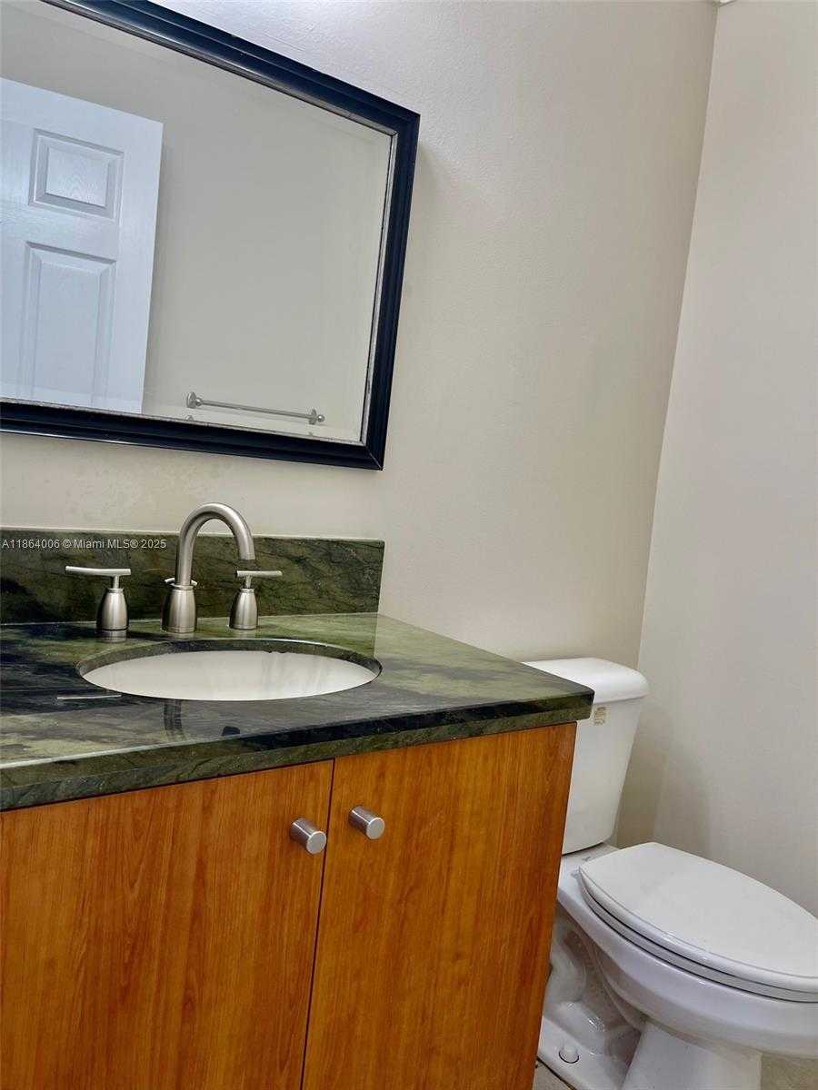 Small Image of 7362 SOUTH WEST 162ND PL, Miami Number 11