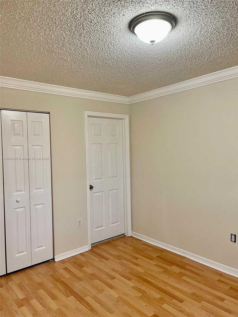 Small Image of 7362 SOUTH WEST 162ND PL, Miami Number 15
