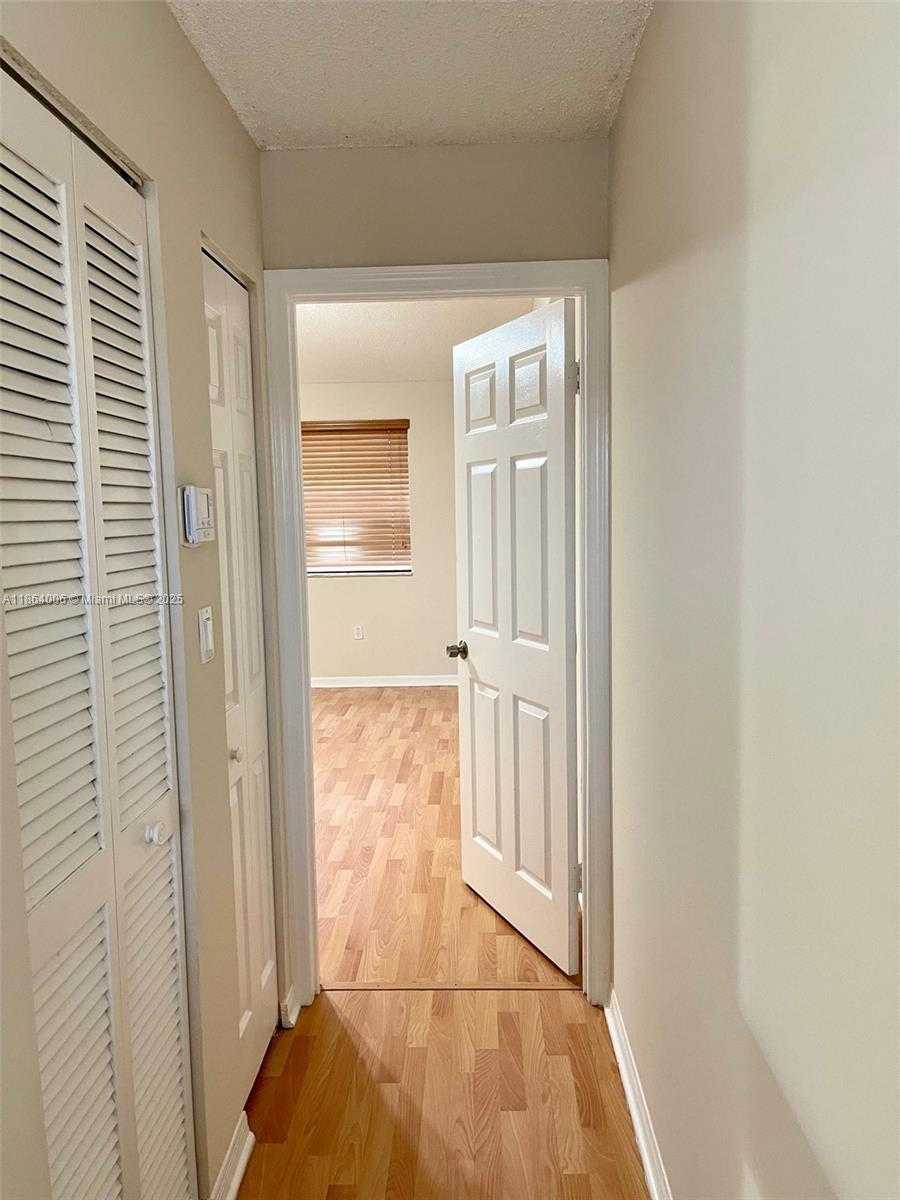 Small Image of 7362 SOUTH WEST 162ND PL, Miami Number 16