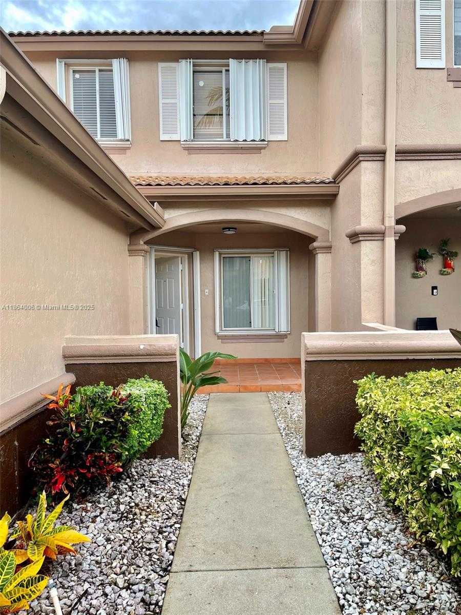 Small Image of 7362 SOUTH WEST 162ND PL, Miami Number 2