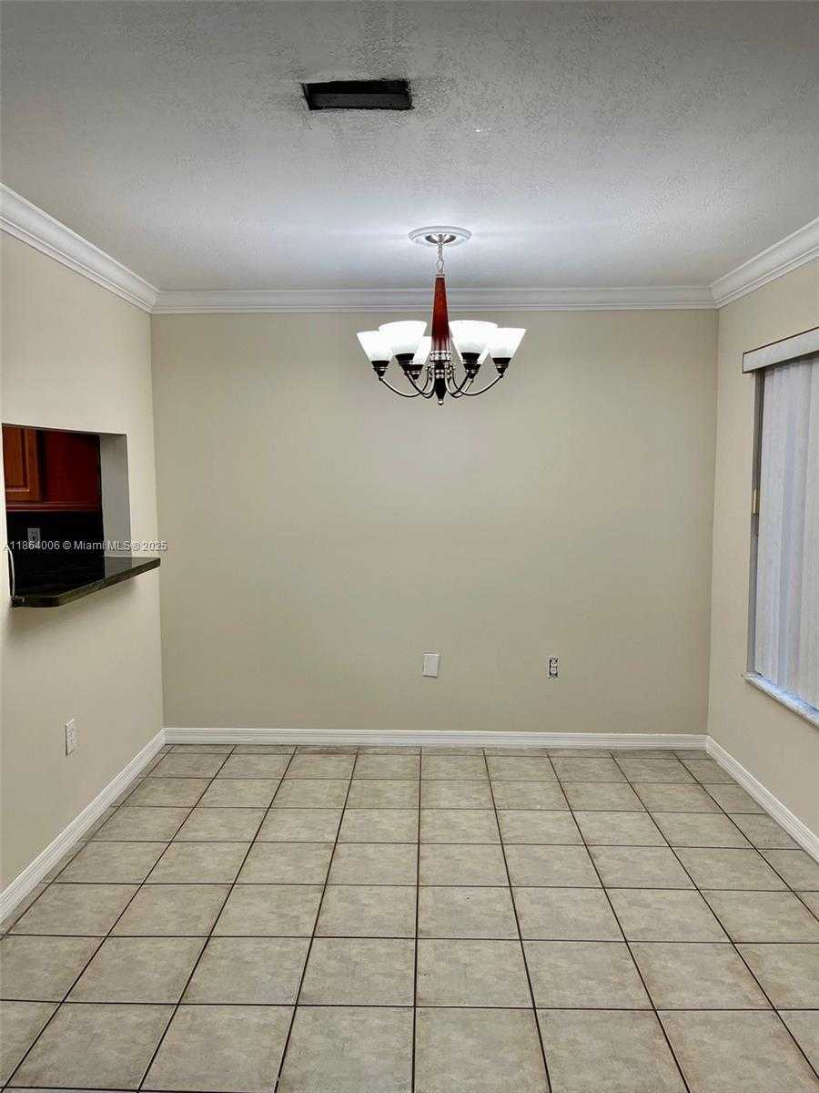 Small Image of 7362 SOUTH WEST 162ND PL, Miami Number 4