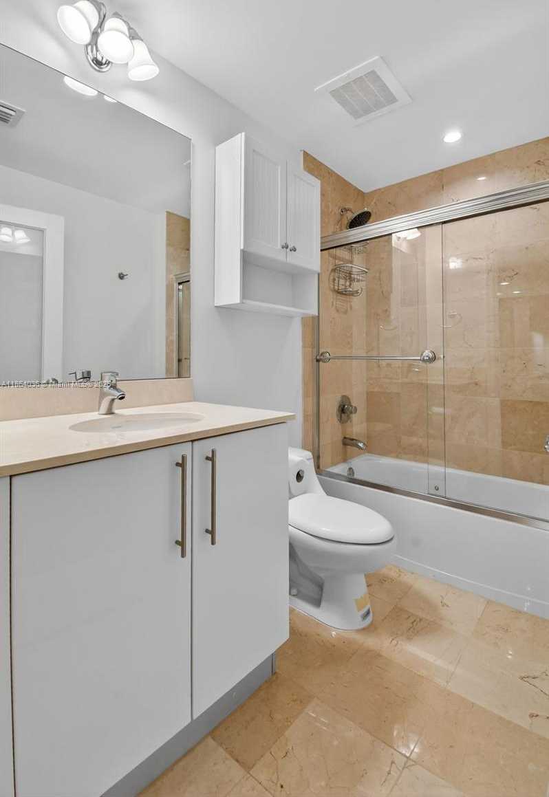 Small Image of 3330 NORTH EAST 190TH ST #1611, Aventura Number 30