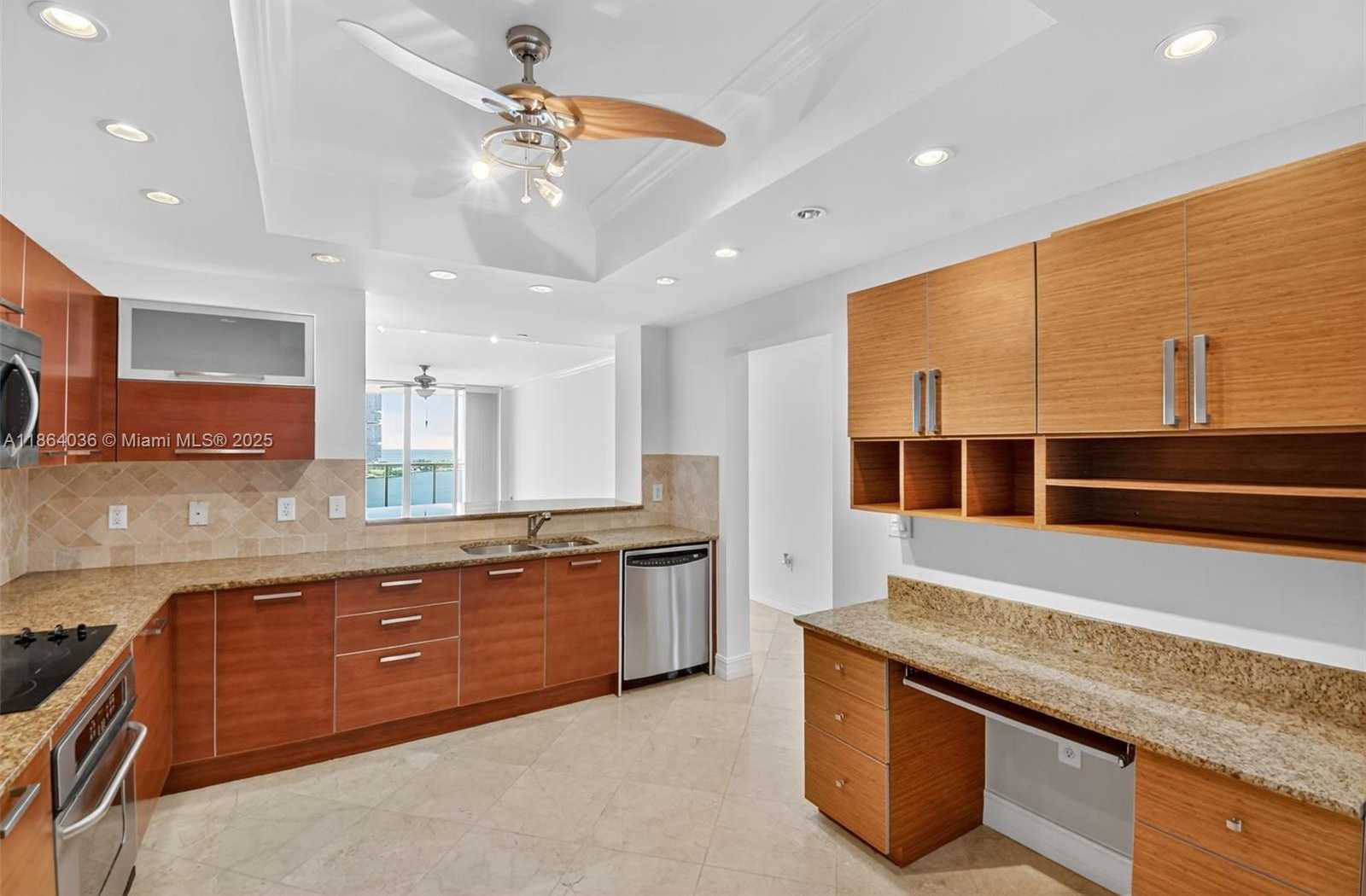 Small Image of 3330 NORTH EAST 190TH ST #1611, Aventura Number 4
