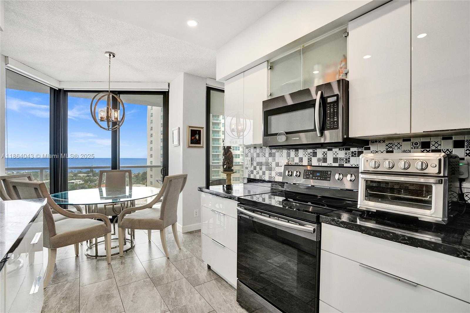 Small Image of 20281 EAST COUNTRY CLUB DR #1712, Aventura Number 6