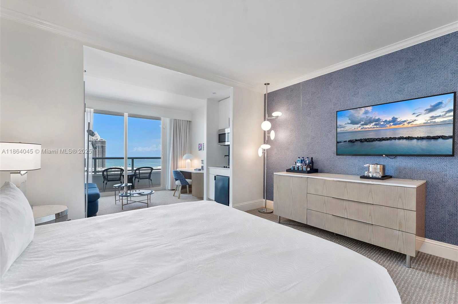 Small Image of 4401 COLLINS AVE #2907, Miami Beach Number 27