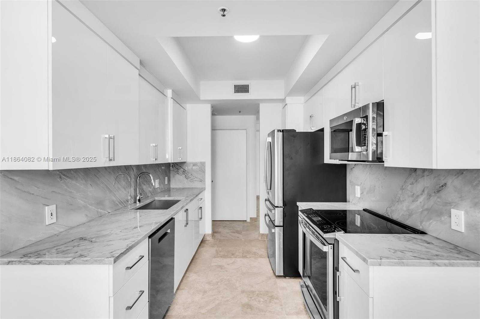 Small Image of 808 BRICKELL KEY DR #3205, Miami Number 14