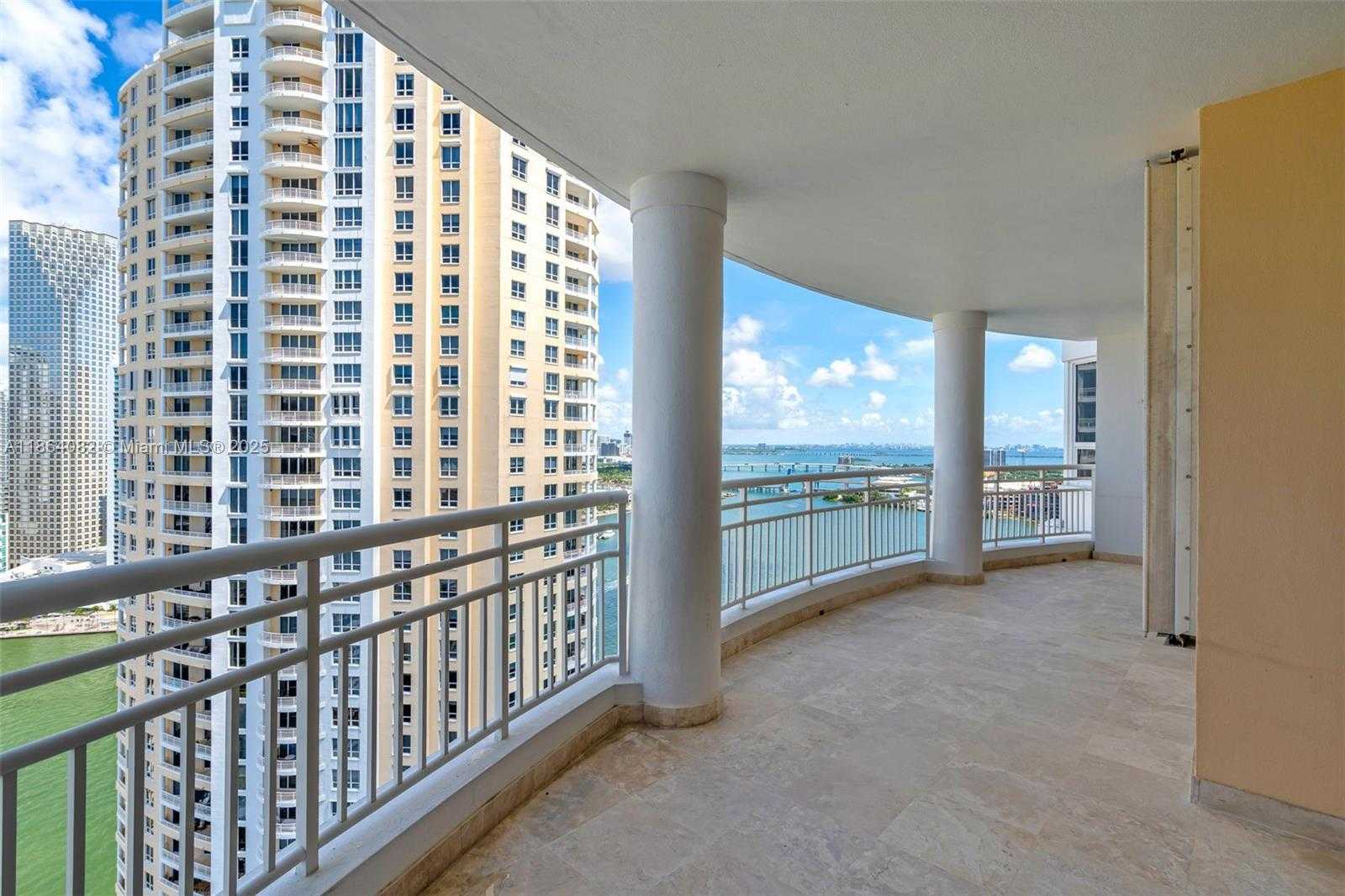 Small Image of 808 BRICKELL KEY DR #3205, Miami Number 2