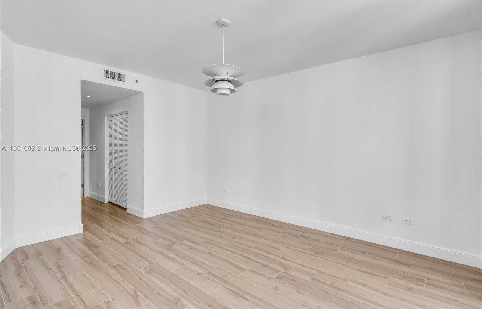 Small Image of 808 BRICKELL KEY DR #3205, Miami Number 28