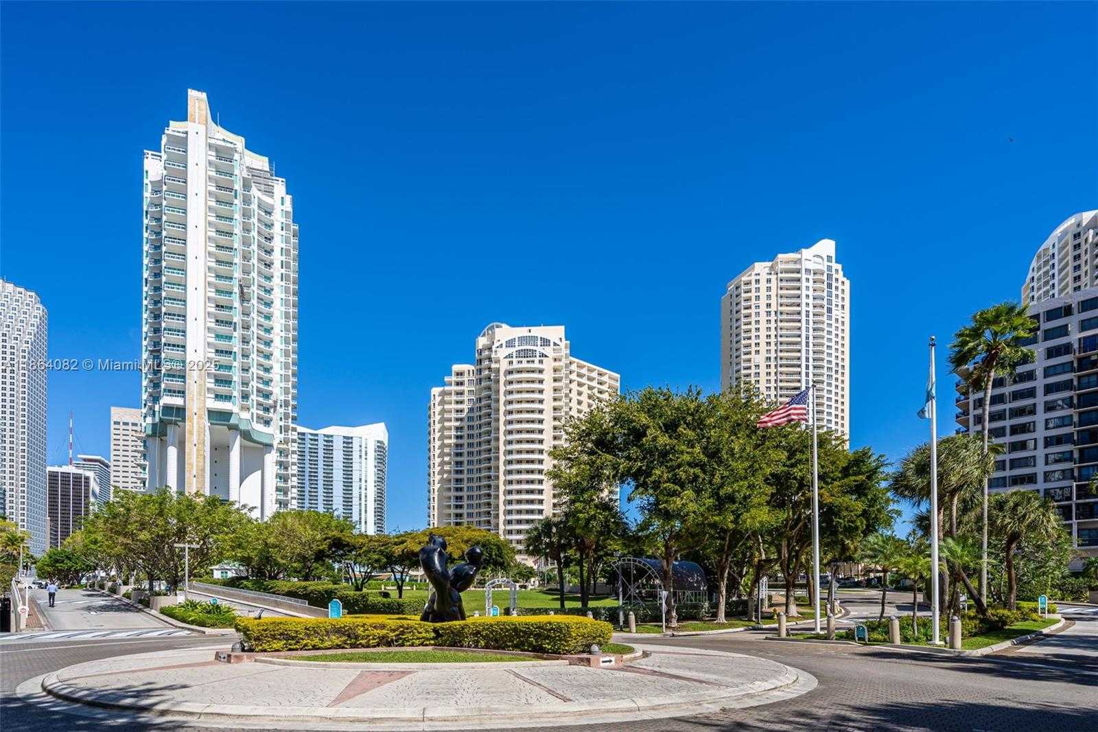 Small Image of 808 BRICKELL KEY DR #3205, Miami Number 37