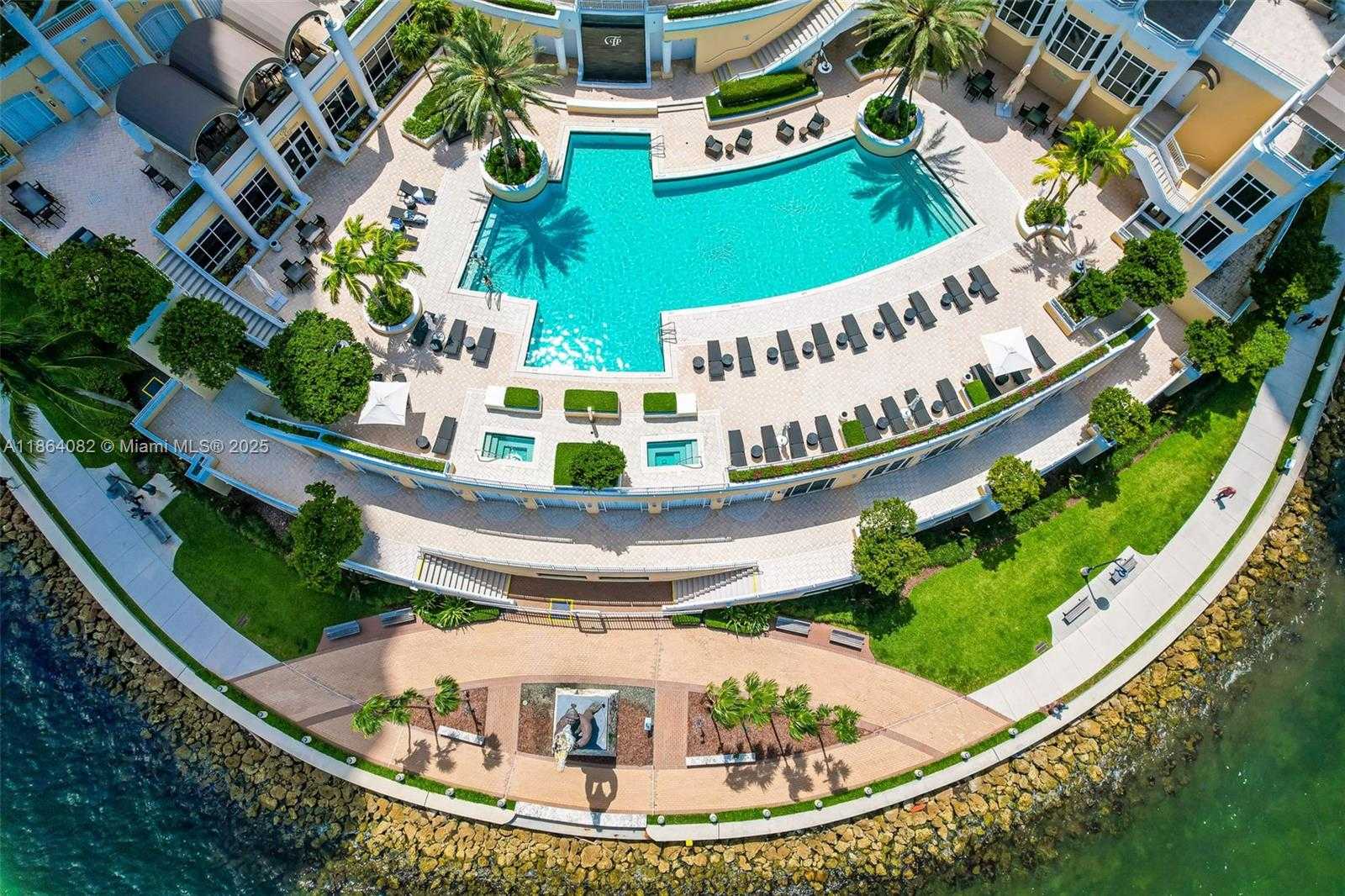 Small Image of 808 BRICKELL KEY DR #3205, Miami Number 39