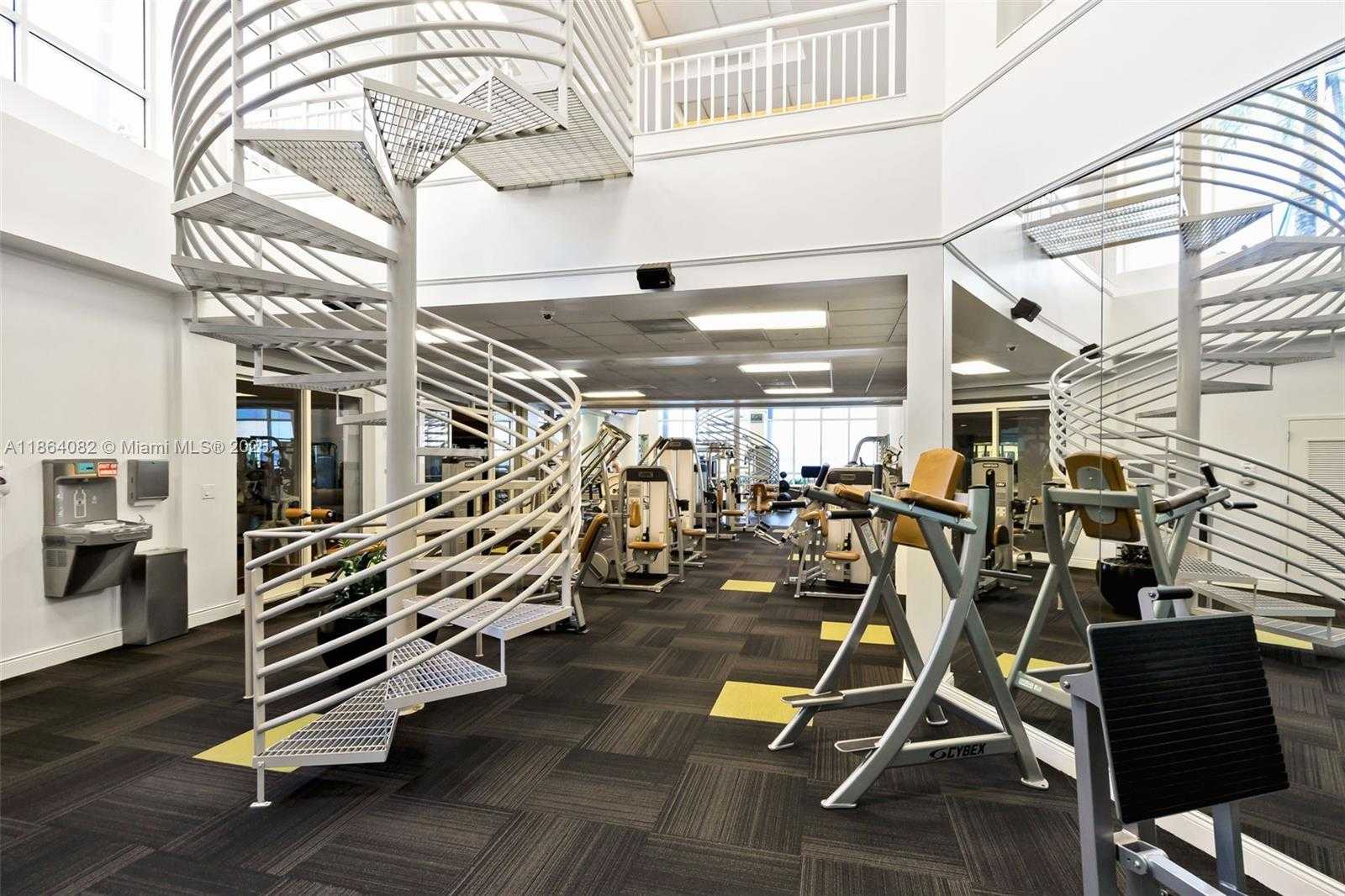 Small Image of 808 BRICKELL KEY DR #3205, Miami Number 42