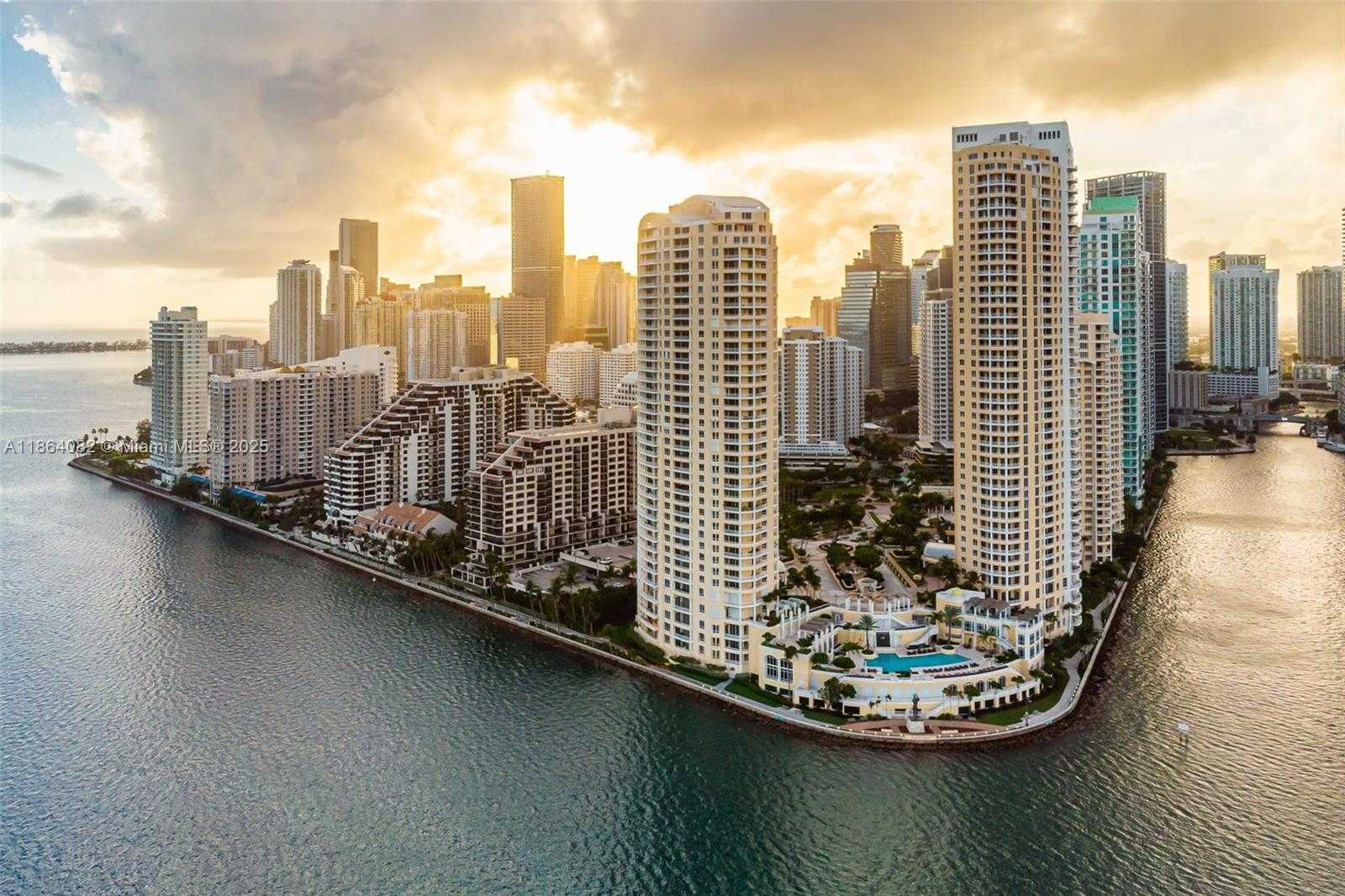 Small Image of 808 BRICKELL KEY DR #3205, Miami Number 49