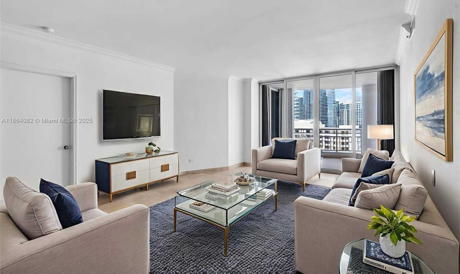 Small Image of 808 BRICKELL KEY DR #3205, Miami Number 7