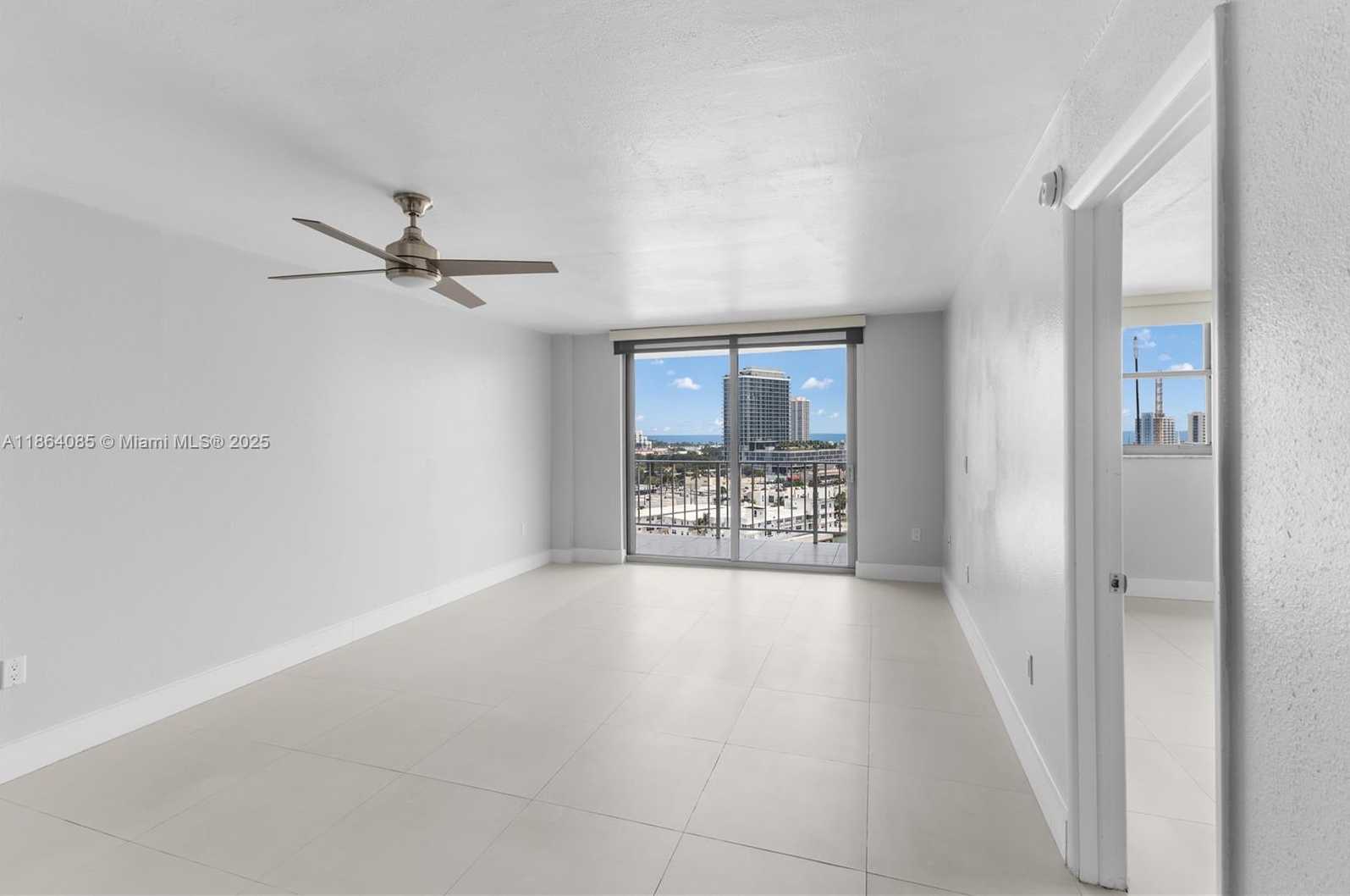 Small Image of 6900 BAY DR #11E, Miami Beach Number 10