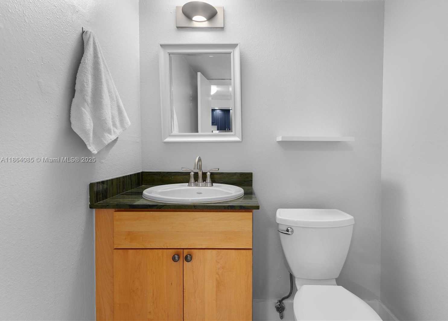 Small Image of 6900 BAY DR #11E, Miami Beach Number 23