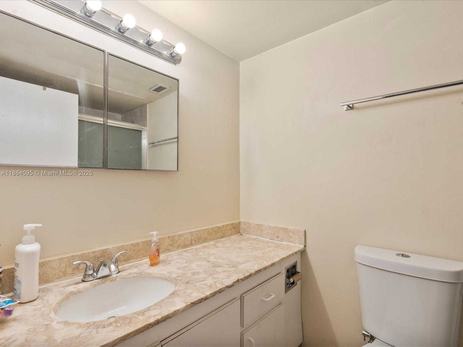 Small Image of 3725 SOUTH OCEAN DR #1207, Hollywood Number 18