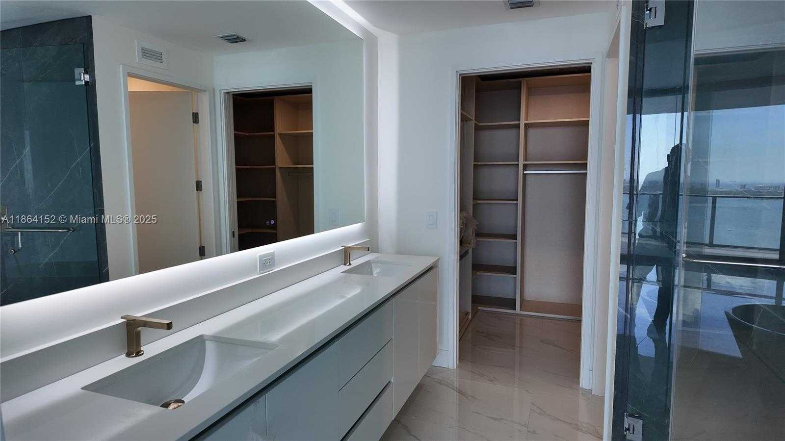 Small Image of 700 NORTH EAST 24 ST #4603, Miami Number 15