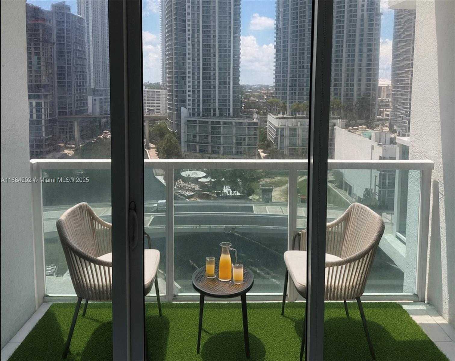 Small Image of 31 SOUTH EAST 5TH ST #1803, Miami Number 14