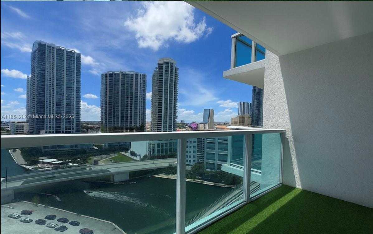 Small Image of 31 SOUTH EAST 5TH ST #1803, Miami Number 16