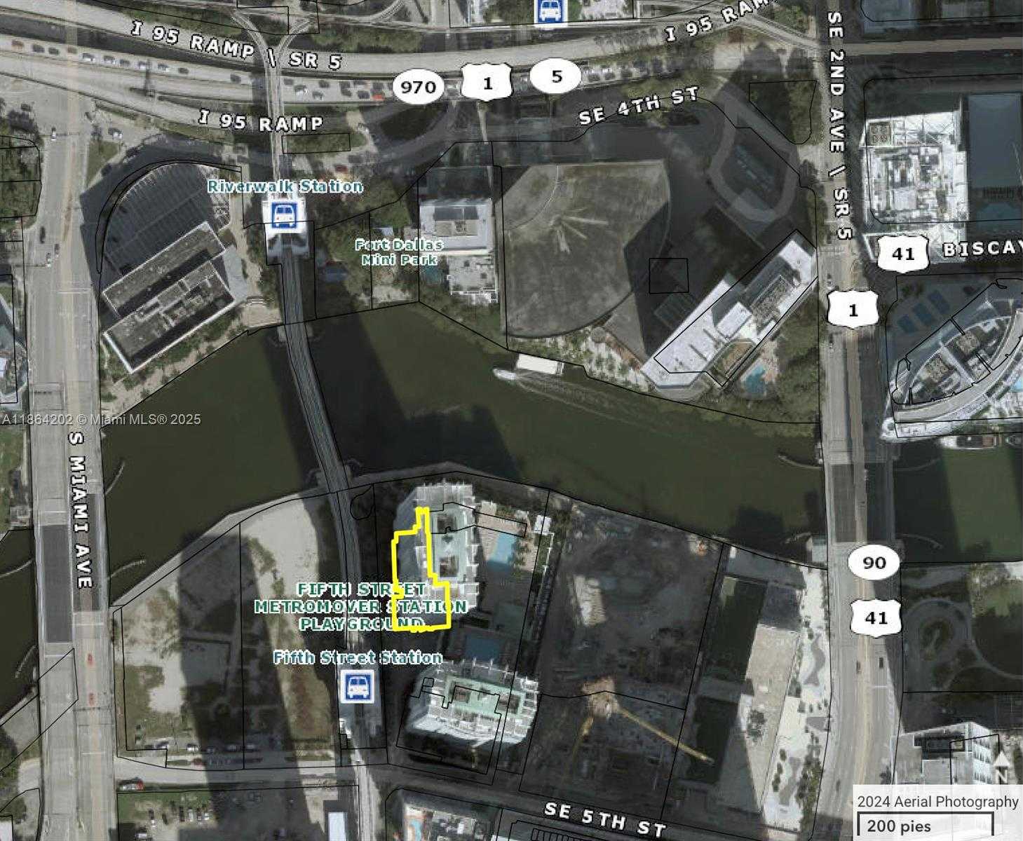 Small Image of 31 SOUTH EAST 5TH ST #1803, Miami Number 29