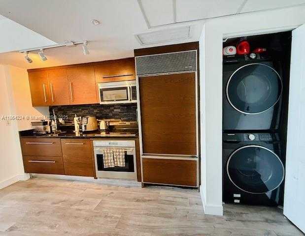 Small Image of 475 BRICKELL AVE #4910, Miami Number 2