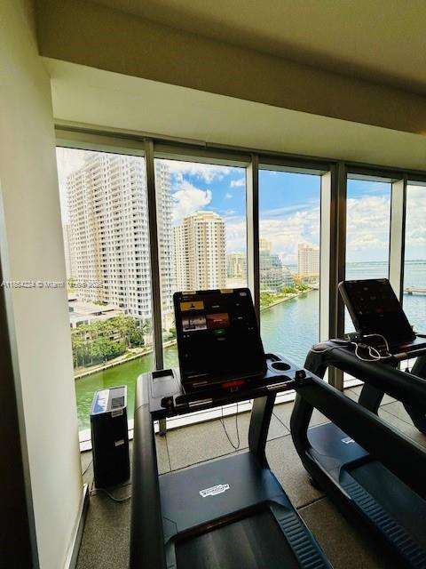 Small Image of 475 BRICKELL AVE #4910, Miami Number 29