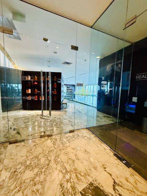 Small Image of 475 BRICKELL AVE #4910, Miami Number 35