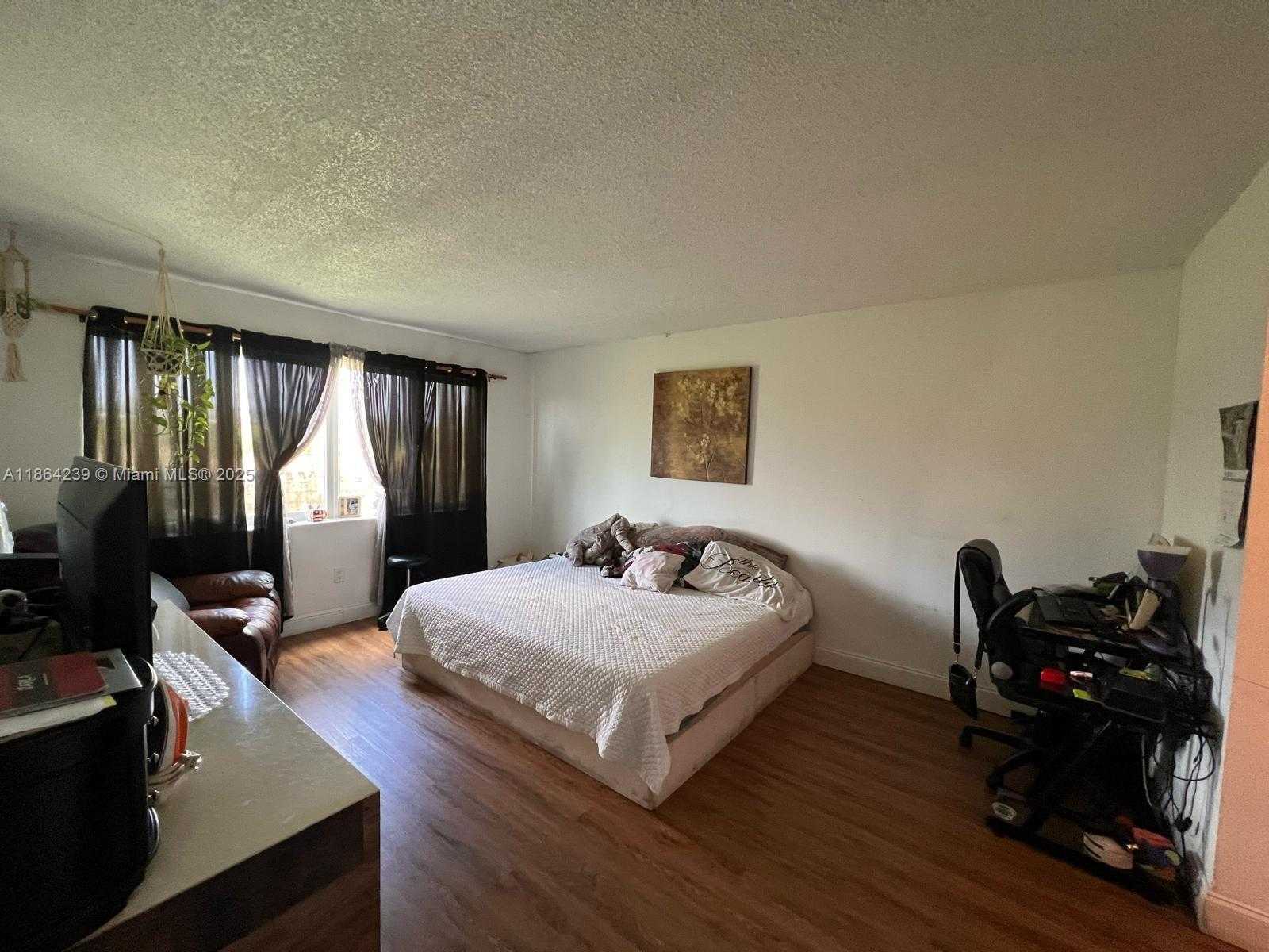 Small Image of 14830 NARANJA LAKES BLVD #A1M, Homestead Number 19