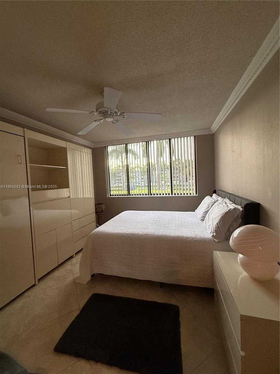 Small Image of 1460 SHERIDAN ST #11D, Hollywood Number 10