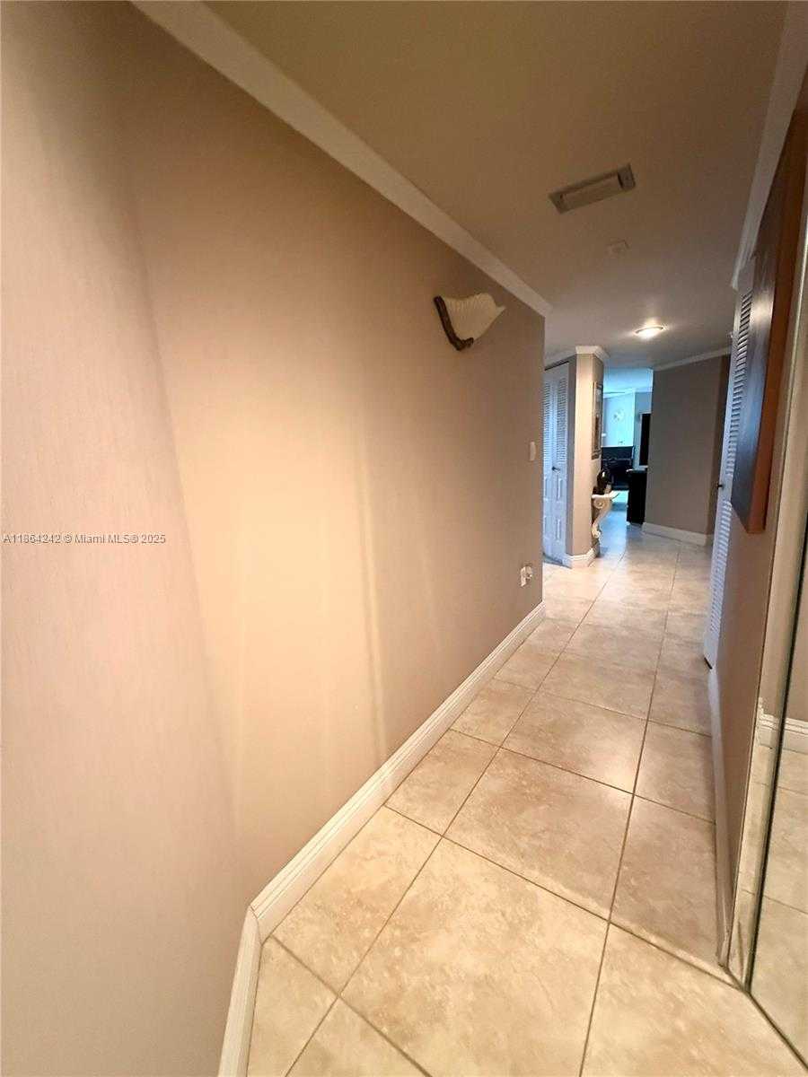 Small Image of 1460 SHERIDAN ST #11D, Hollywood Number 17