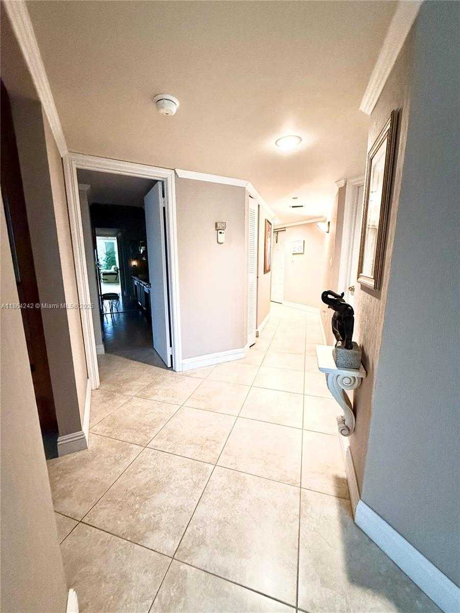 Small Image of 1460 SHERIDAN ST #11D, Hollywood Number 8
