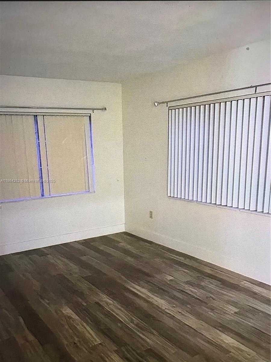 Small Image of 13864 SOUTH WEST 90TH AVE #108-LL, Miami Number 5