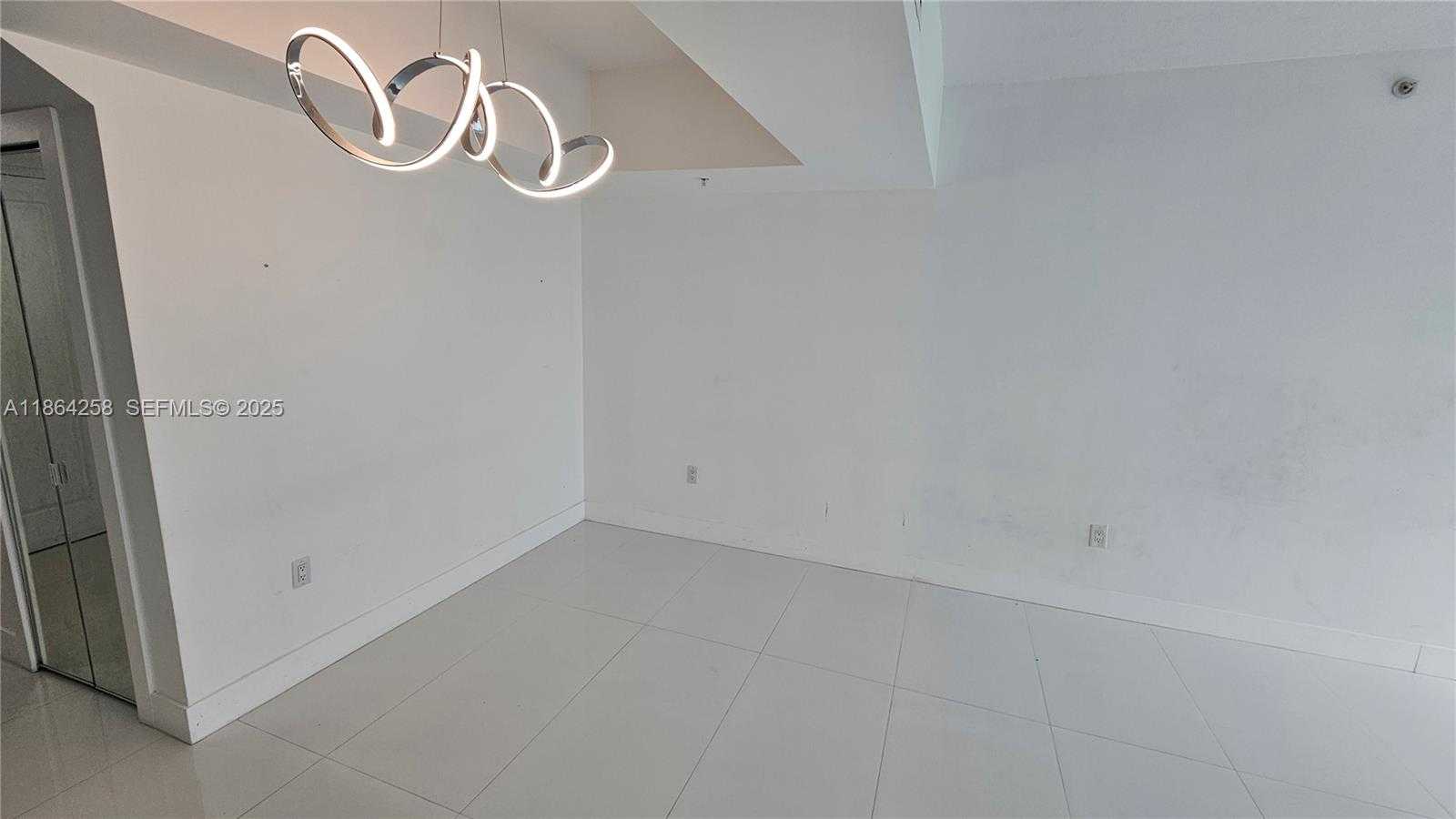 Small Image of 1861 NORTH WEST NORTH RIVER DR #11, Miami Number 13