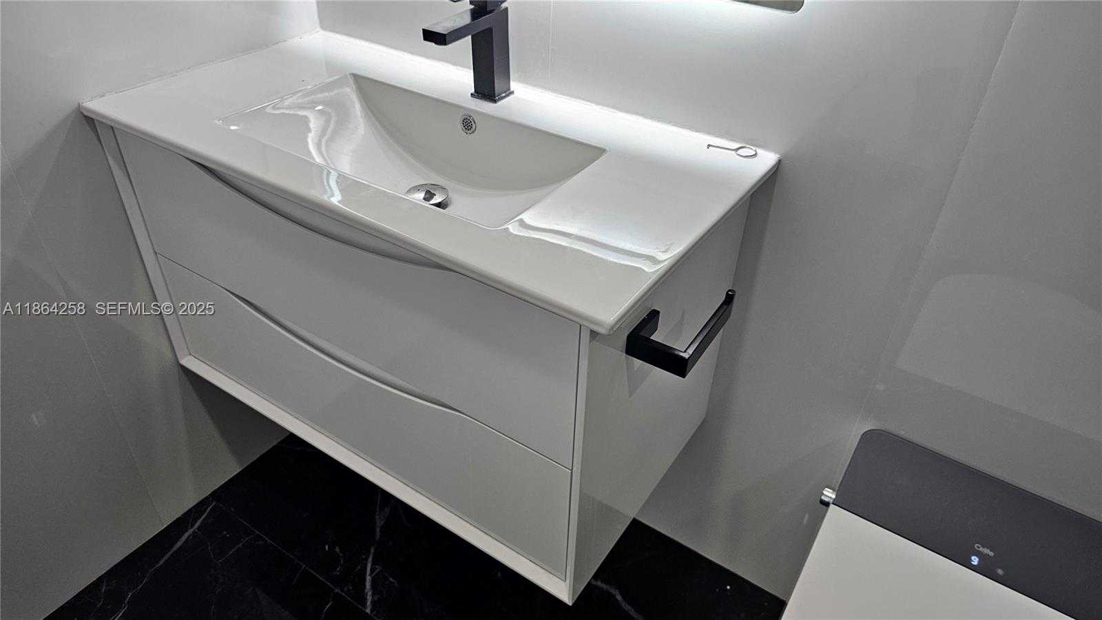 Small Image of 1861 NORTH WEST NORTH RIVER DR #11, Miami Number 50