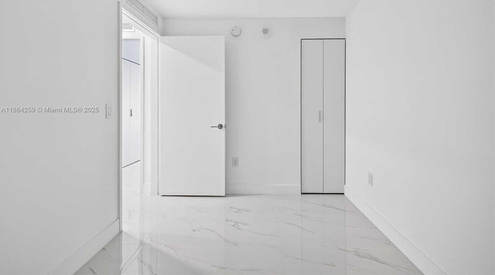 Small Image of 700 NORTH EAST 24TH #2606, Miami Number 27